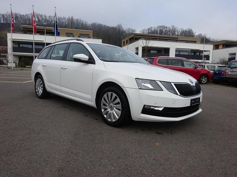 Gebraucht Skoda Octavia Ambition 115 PS (84 kW) 2019 Kombi