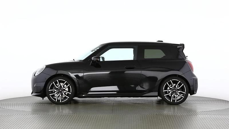 Gebraucht Mini Cooper 135 kW (184 PS) 2025 Schwarz Kleinwagen