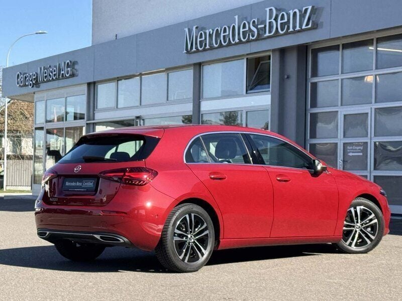 Gebraucht Mercedes A200 Progressive 177 PS (130 kW) 2024 Limousine