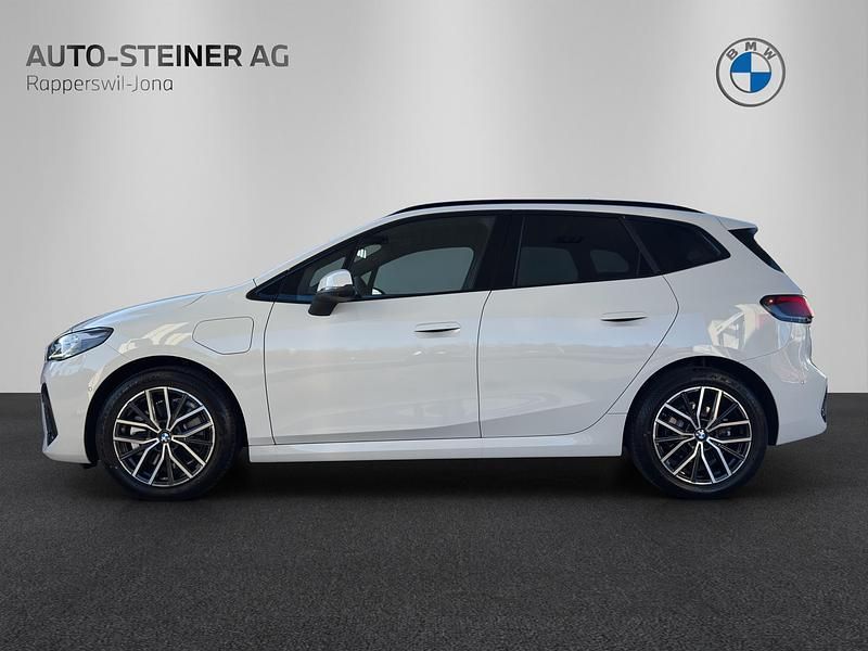 Neu BMW 230e Active Tourer M Sport 326 PS (239 kW) 2025 Van / Kleinbus
