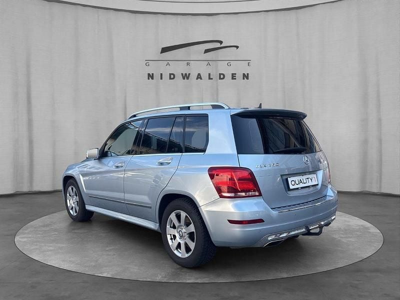 Gebraucht Mercedes GLK250 204 PS (150 kW) 2013 SUV