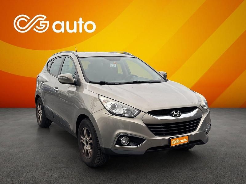 Gebraucht Hyundai ix35 Premium 163 PS (119 kW) 2011 Grau SUV
