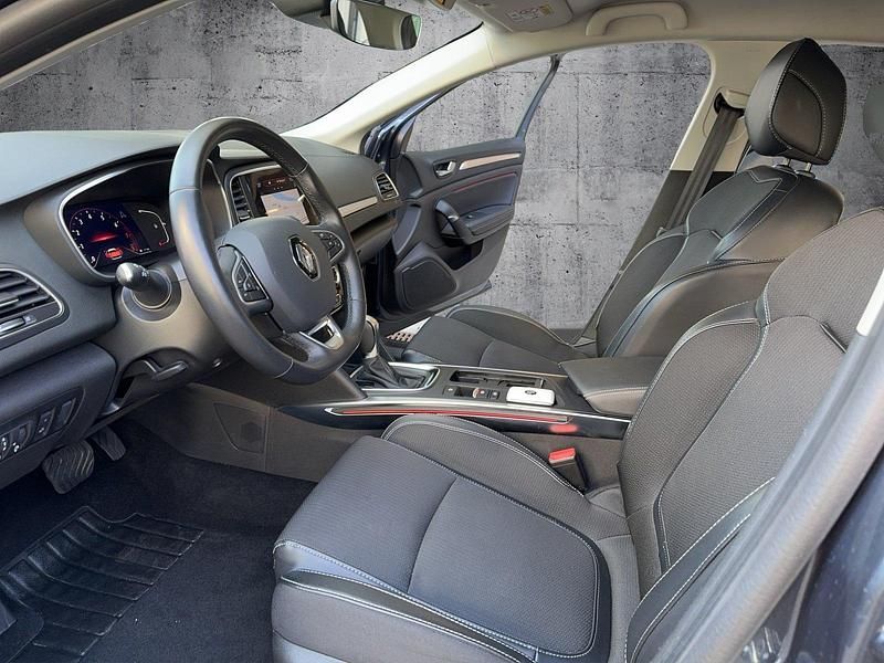 Gebraucht Renault Mégane GrandTour Techno 140 PS (102 kW) 2023 Grau Kombi