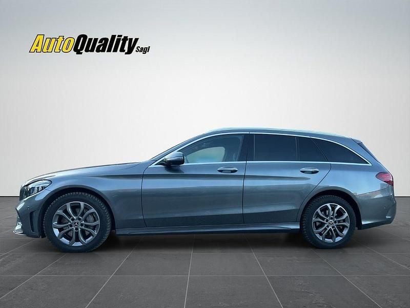 Gebraucht Mercedes C220 AMG line 194 PS (142 kW) 2018 Kombi
