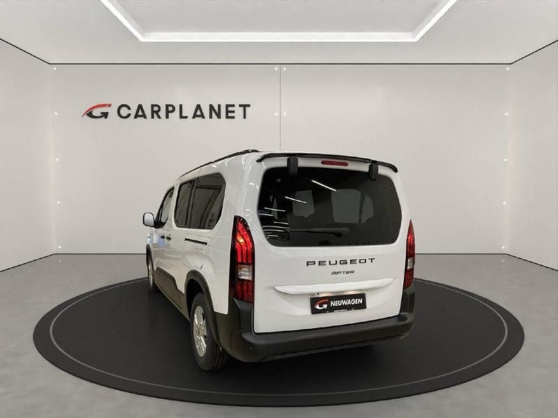 Neu Peugeot Rifter Allure 130 PS (95 kW) 2025 Van / Kleinbus
