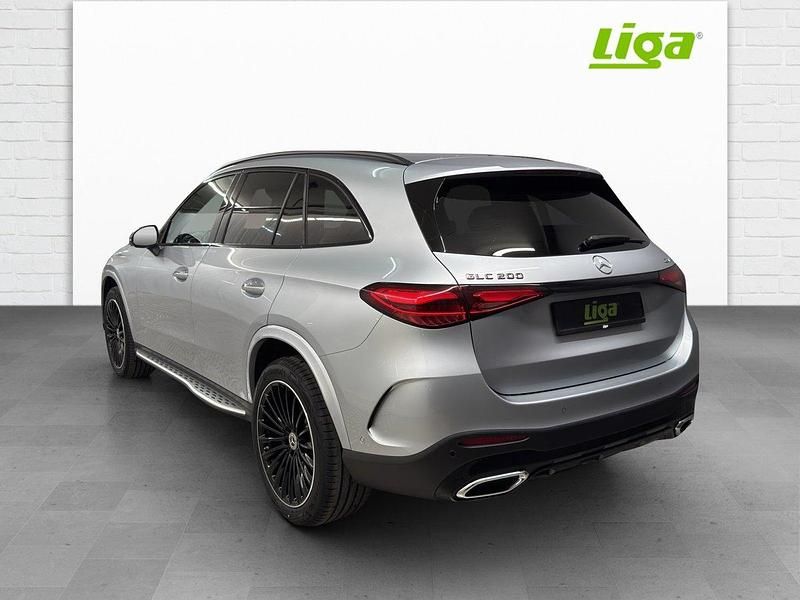 Neu Mercedes GLC200 AMG line 227 PS (166 kW) 2025 SUV