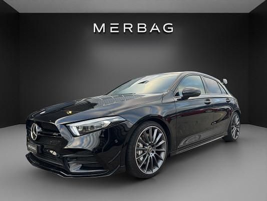 Schwarz Gebraucht 2023 Mercedes A35 AMG AMG Limousine | CHF 42’900 (Fairer Preis) - Bild 1/4