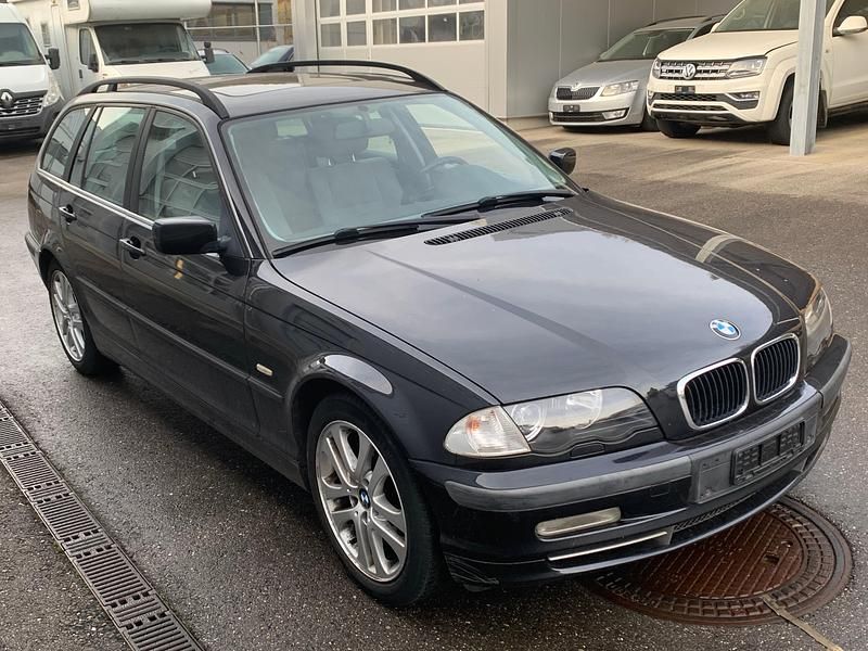 Gebraucht BMW 330 231 PS (169 kW) 2000 Kombi