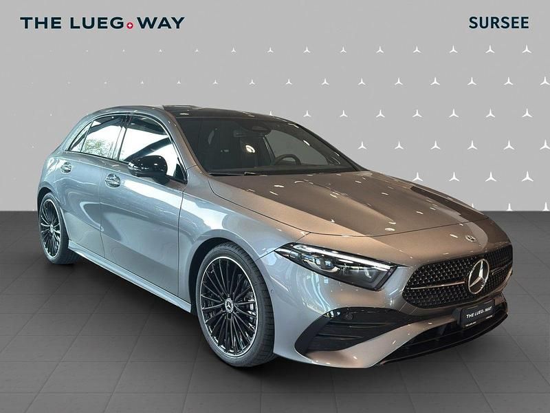 Gebraucht Mercedes A200 Night 163 PS (119 kW) 2025 Grau Limousine