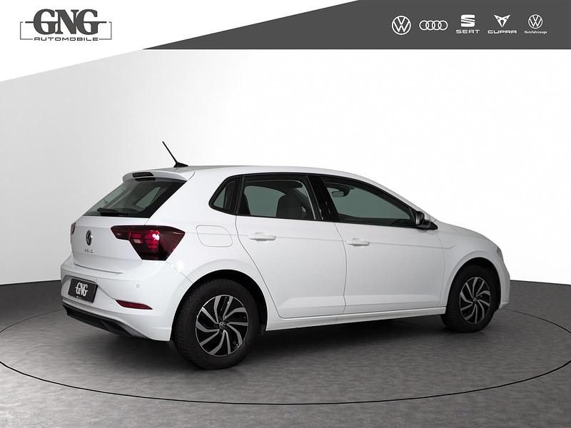 Gebraucht VW Polo Life 95 PS (69 kW) 2023 Weiss Limousine