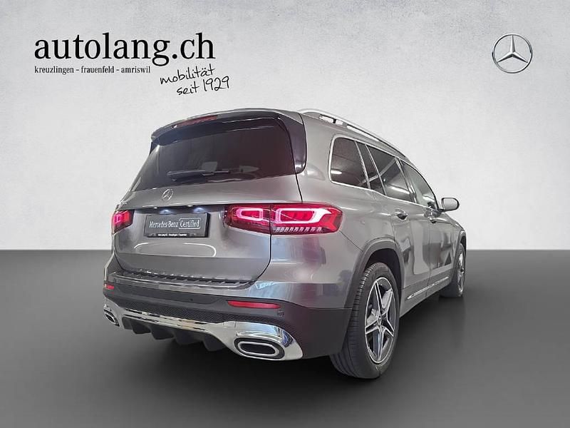 Gebraucht Mercedes GLB200 AMG line 163 PS (119 kW) 2021 Grau SUV