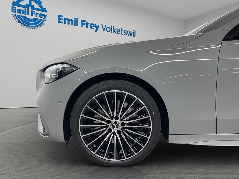Neu Mercedes C220 AMG line 197 PS (144 kW) 2025 Grau Kombi
