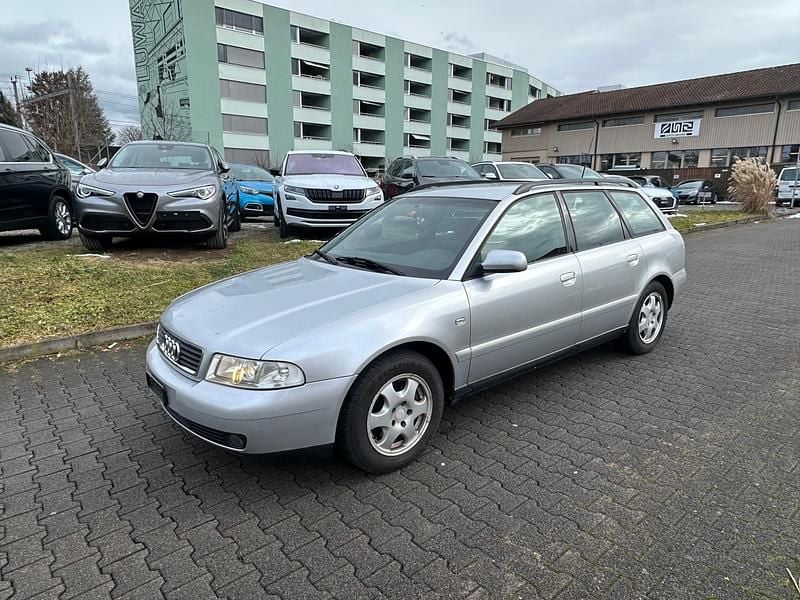 Gebraucht Audi A4 Ambiente 150 PS (110 kW) 2001 Kombi