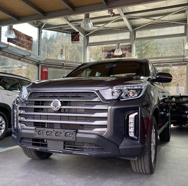 Grau Gebraucht 2025 Ssangyong (KGM) Musso Sapphire SUV | CHF 39’240 (Superpreis) - Bild 1/3