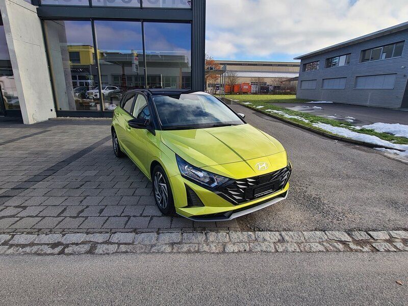Gebraucht Hyundai i20 100 PS (73 kW) 2024 Kleinwagen