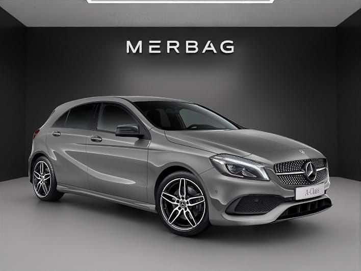 Grau Gebraucht 2018 Mercedes A250 AMG line Limousine | CHF 26’800 (Fairer Preis) - Bild 1/4