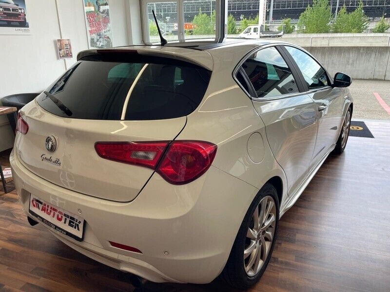 Gebraucht Alfa Romeo Giulietta Quadrifoglio Verde 235 PS (172 kW) 2011 Kleinwagen