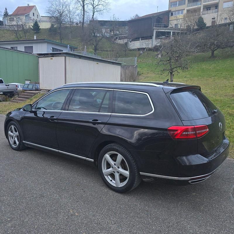 Gebraucht VW Passat Highline 240 PS (176 kW) 2016 Kombi