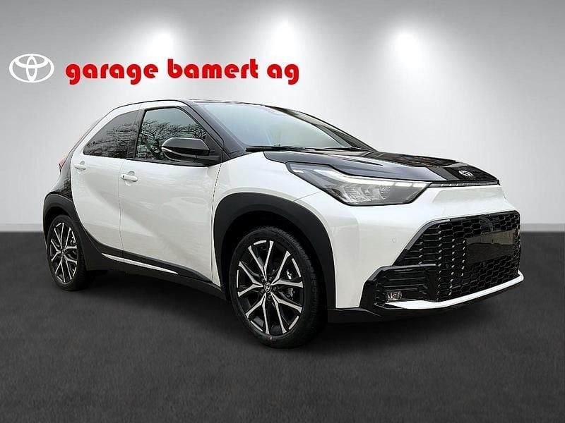 Neu Toyota Aygo X Sport 116 PS (85 kW) 2025 Mehrfarbig SUV