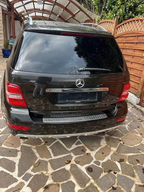 Gebraucht Mercedes ML300 204 PS (150 kW) 2011 SUV