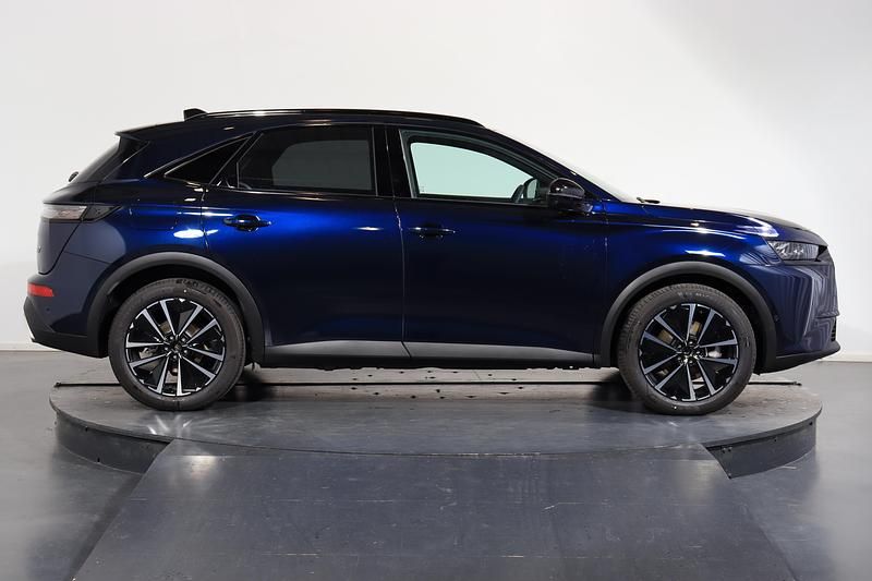 Neu DS Automobiles DS7 Crossback 299 PS (219 kW) 2026 Blau SUV