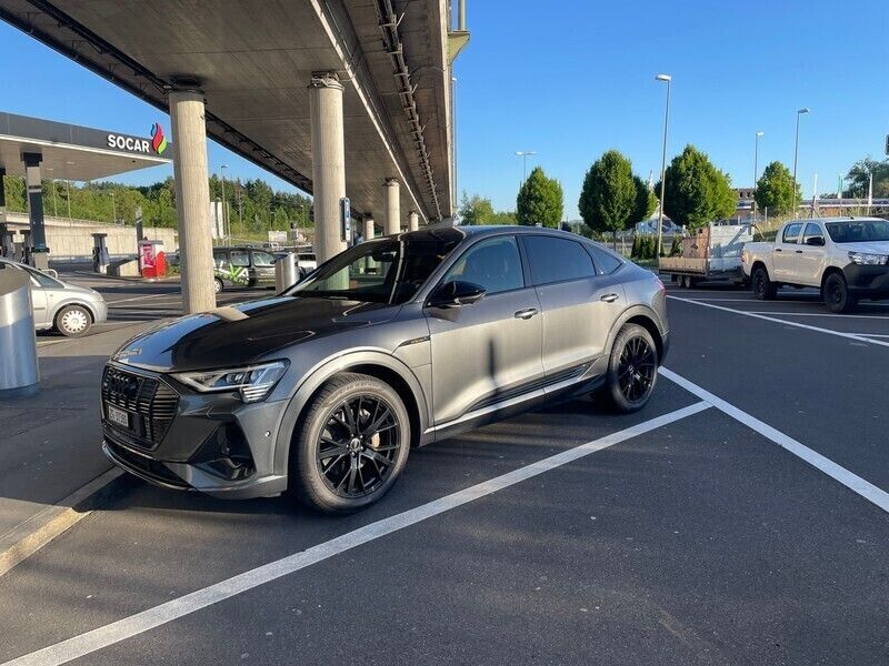 Gebraucht Audi e-tron Black Edition 300 kW (408 PS) 2021 SUV