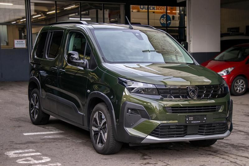 Gebraucht Peugeot Rifter GT 130 PS (95 kW) 2024 Van / Kleinbus