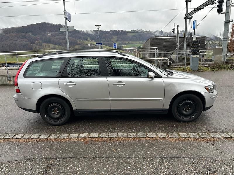 Gebraucht 2006 Volvo V50 Kombi | CHF 1’800 (Teuer) - Bild 1/4