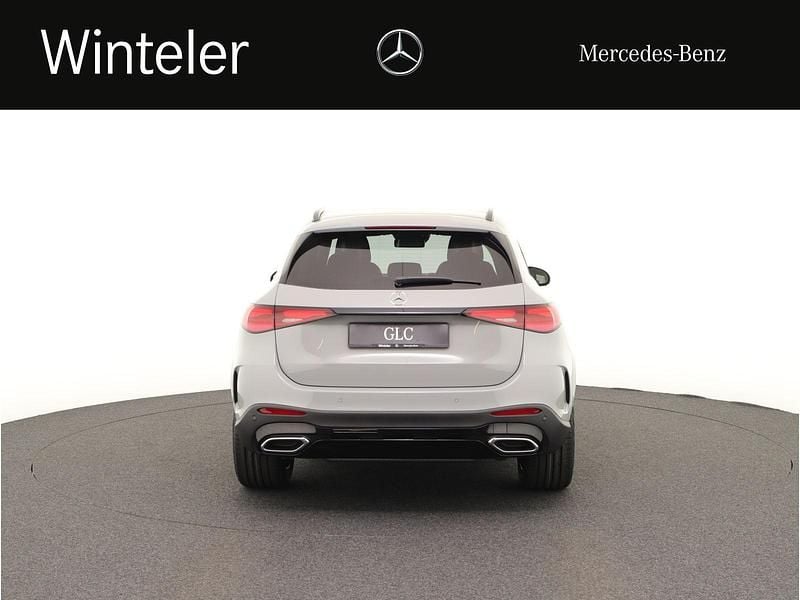 Neu Mercedes GLC200 204 PS (150 kW) 2025 Grau SUV