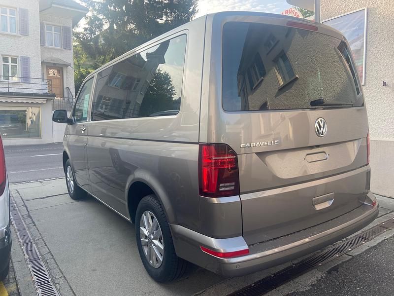 Gebraucht VW Caravelle Comfortline 150 PS (110 kW) 2024 Van / Kleinbus