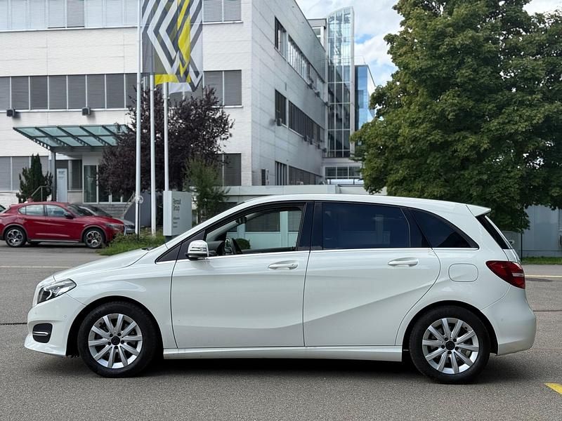 Gebraucht Mercedes B220 Style 184 PS (135 kW) 2018 Van / Kleinbus