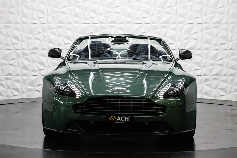 Gebraucht Aston Martin V8 Vantage 436 PS (320 kW) 2012 Cabrio