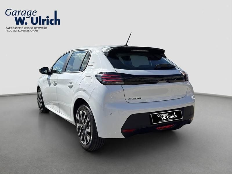 Neu Peugeot e-208 Style 100 kW (136 PS) 2025 Kleinwagen