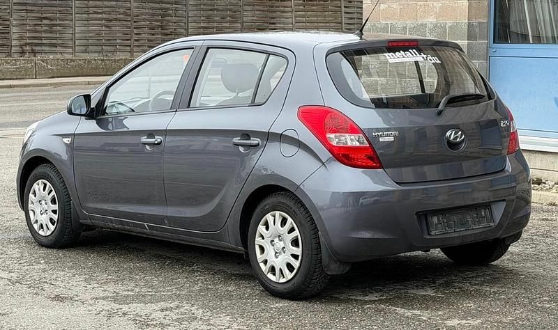Gebraucht Hyundai i20 Comfort 78 PS (57 kW) 2011 Kleinwagen