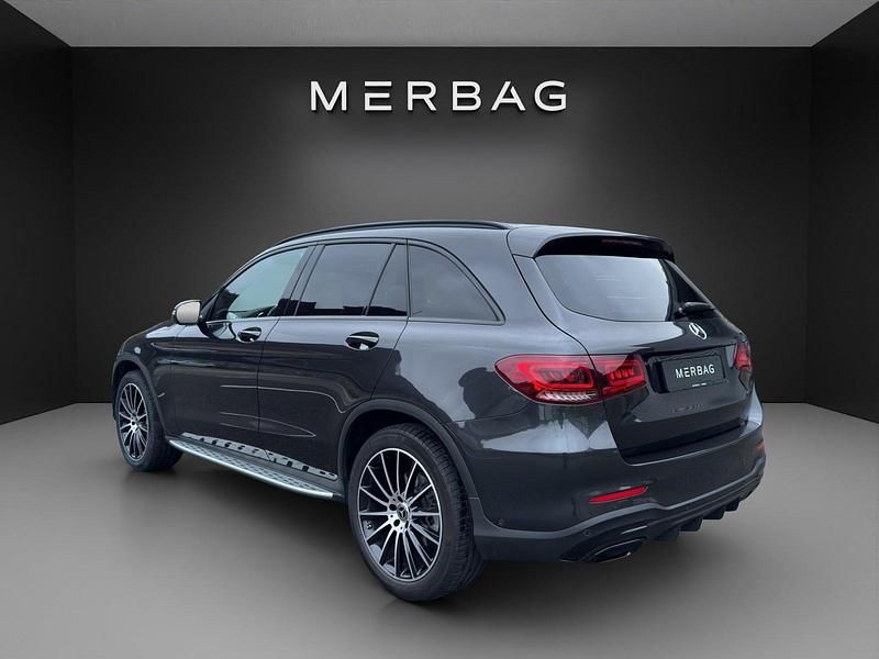 Gebraucht Mercedes GLC200 AMG line Plus 197 PS (144 kW) 2022 Grau SUV