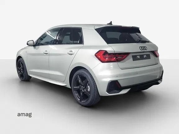 Neu Audi A1 Sportback Attraction 115 PS (84 kW) 2025 Tausilber metallic Kleinwagen