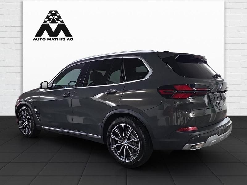 Gebraucht BMW X5 Comfort Edition 489 PS (359 kW) 2023 Grau SUV