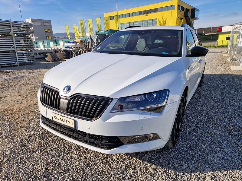 Gebraucht 2018 Skoda Superb SportlinePlus Kombi | CHF 16’900 (Fairer Preis) - Bild 1/4