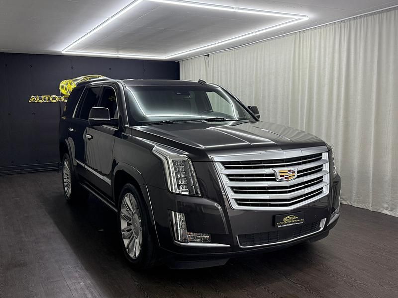 Gebraucht Cadillac Escalade 426 PS (313 kW) 2017 Grau SUV