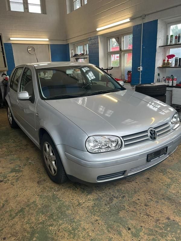 Gebraucht VW Golf IV Comfortline 115 PS (84 kW) 2000