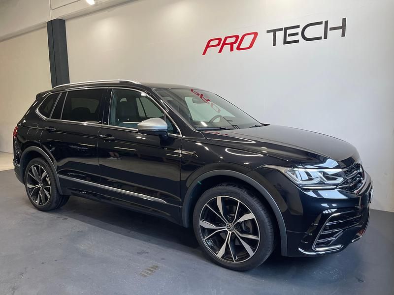 Gebraucht 2024 VW Tiguan Allspace R-line SUV | CHF 45’890 (Fairer Preis) - Bild 1/4