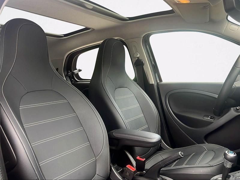 Gebraucht Smart ForFour Electric Drive Prime 60 kW (82 PS) 2019