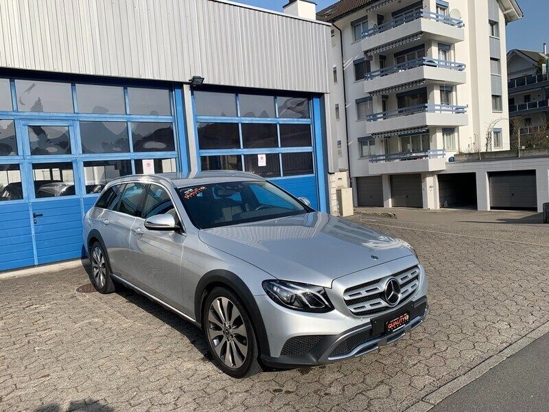 Gebraucht Mercedes E220 All-Terrain Avantgarde 194 PS (142 kW) 2019 Kombi