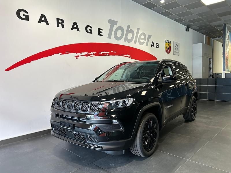 Neu Jeep Compass North 240 PS (176 kW) 2025 Schwarz SUV
