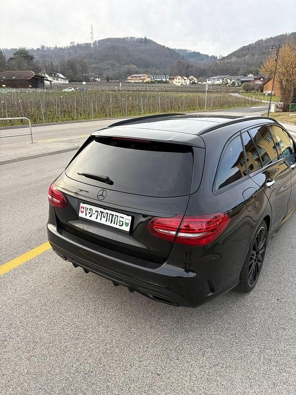 Gebraucht Mercedes C220 AMG line 194 PS (142 kW) 2021