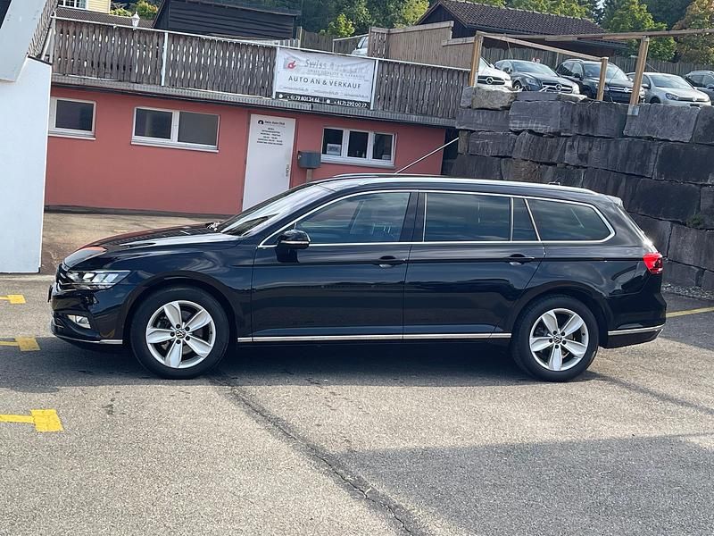 Gebraucht VW Passat Elegance 200 PS (147 kW) 2023