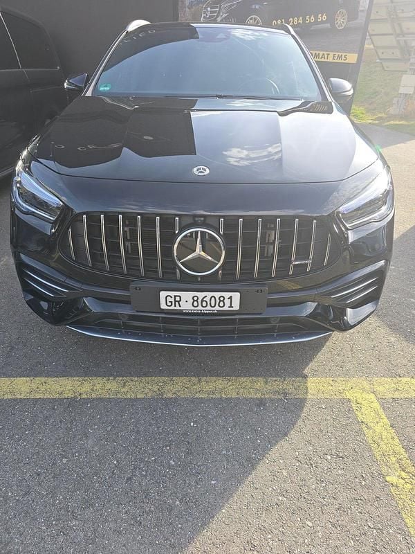Gebraucht Mercedes GLA35 AMG AMG 306 PS (225 kW) 2021 SUV