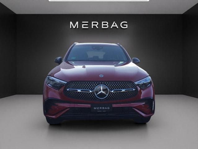 Neu Mercedes GLC300e 198 PS (145 kW) 2026 Rot SUV