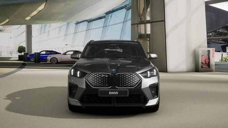 Gebraucht BMW iX2 M Sport 230 kW (313 PS) 2024 SUV