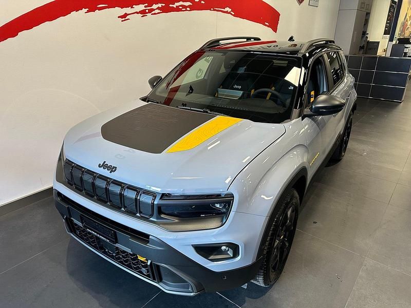 Neu Jeep Avenger North 145 PS (106 kW) 2026 Grau SUV